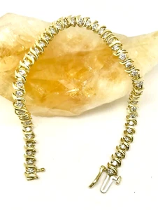 1.80 ctw Diamond Tennis Bracelet 14 k Yellow Gold w/Card Appraisal - 7 1/4" - Picture 1 of 6