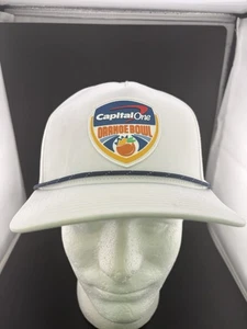 *Sombrero NCAA Capital One Orange Bowl* Blanco Pacific Hardware OS. Estilo #P421 - Imagen 1 de 5