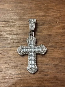 Vintage Silver Tone Cross With Rhinestone Pendant - Picture 1 of 6