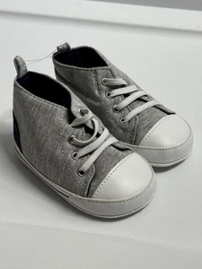Zapatos Carters Parte Inferior Suave Bebé Niños Talla 9-12 Meses Gris Azul Marino Sin Cordones - Imagen 1 de 5