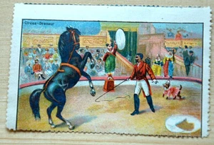 39322 Vignette Marca Publicitaria Circo Doma Domador Con Caballo En Arena Payaso - Imagen 1 de 1