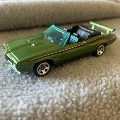 Pontiac GTO Convertible 70 Hot Wheels Mystery Cars Verde Metálico 🚘 2010 Foto 1 de 3