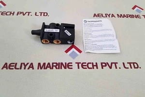 Norgren 03040102 3/2-way air pilot operated pneumatic directional valve - Picture 1 of 6