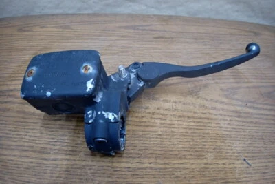 Kawasaki Vulcan VN1600A 2005 clásico freno de mano derecha cilindro maestro Foto 1 de 4