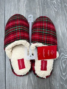 Wondershop Adults Unisex Plaid Slippers, Red Size Small (Men 5-6, Women 7-8) - Picture 1 of 8