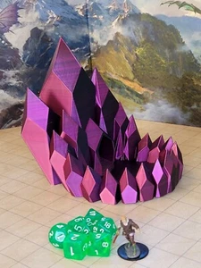 Red/Black Crystal Shard Dice Tower for TTRPG/D&D - 3D PRINTED by 1SHOTHEROES - Bild 1 von 2