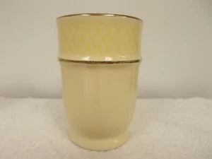 Royal Velvet Illusion Ivory Yellow & Gold Porcelain Bathroom Tumbler Cup - Picture 1 of 4