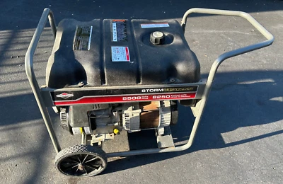 Briggs and Stratton Storm Responder 5500/8250 Watt Gasoline Portable Generator - Image 1 of 4
