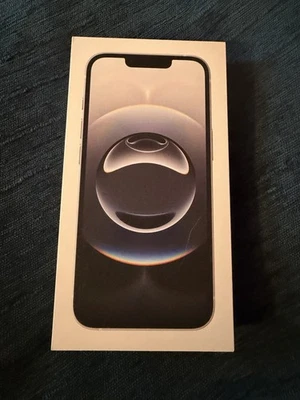 Apple iPhone 16e 128GB Mobile Phone in White UNLOCKED NEW - Image 1 of 2