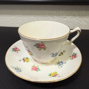 Set tazze da tè e piattini Staffordshire Bone China vintage Inghilterra - Foto 1 di 8