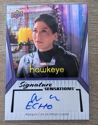 2024 Cubierta Superior Marvel Studios Serie 1 Inscripción Auto Alaqua Cox Como Maya Foto 1 de 2