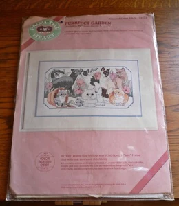 1987 Dimensions Purrfect Garden 14 count Cross Stitch Kit - Picture 1 of 4