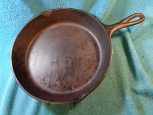 Vtg D1 K # 8 Kitchen Skillet 10-1/2" Cast Iron 3 Notch Heat Ring Pour Spouts USA - Picture 1 of 10