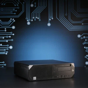 HP Z2 SFF G5 Workstation // Intel Core i7-10700, 32 GB RAM - Bild 1 von 5