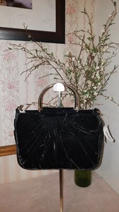 Mini cartera de terciopelo Studio 33 llave alta azul marino/negro ST234 $125 - Imagen 1 de 11