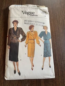 1985 Vintage Vogue Everyday Dress Sewing Pattern 9375 Size 12 - Picture 1 of 2