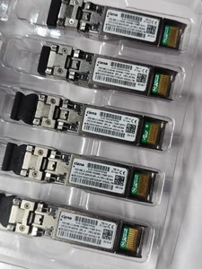 Ciena XCVR-S40V55 SFP+ 10Gbps 40km 1550nm moduł nadawczo-odbiorczy SMF LC/ - Zdjęcie 1 z 9