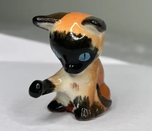Siamese Cat Figurine 2” Blue Eyes Playful Paw - Picture 1 of 7