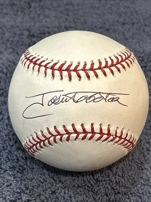 Pelota de béisbol autografiada firmada por José Tabata K Foto 1 de 4
