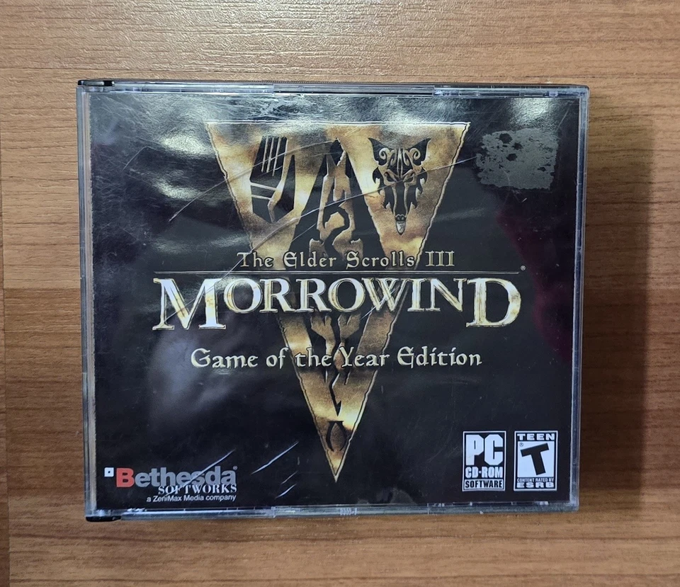 The Elder Scrolls III Morrowind GOTY PC CD-ROM Set 4 Discos Tribunal Bloodmoon Foto 1 de 4