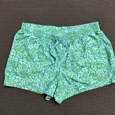 Wild Fable Green Floral Shorts Women’s M Floral Print Drawstring 3” Inseam - Image 1 of 4