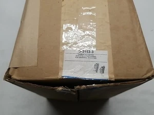 Johnson Controls D-3153-3 Damper Actuator with Mounting Plate 5-10 PSIG - Picture 1 of 8