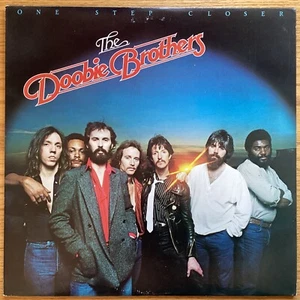 The Doobie Brothers “One Step Closer" 33 1/3 rpm LP, HS 3452 with Real Love - Picture 1 of 6