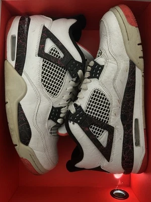 Talla 8.5 - Jordan 4 Retro Pale Citron, Bright Crimson 2019 Foto 1 de 3