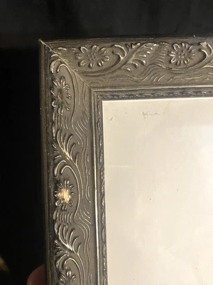 Silver Wood Ornate Floral Victorian 3 1/2 x 5 Picture Frame Velvet Back - Image 1 of 4