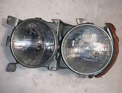 Bosch Left Headlight 1305233055off 1976 Mercedes Benz R107 —T2- - Image 1 of 4