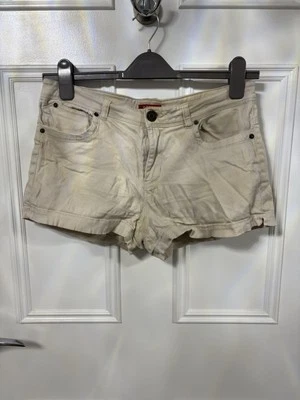Pantalones cortos para mujer Guess beige verde talla US30 EN MUY BUENA CONDICIÓN Foto 1 de 4