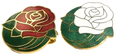 玫瑰 1.5 英寸别针(1-白色/1-红色)2 件装 — 第 1/2 张图片
