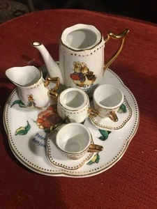 The World Of Beatrix Potter/ Peter Rabbit Benjamin Bunny Miniature Tea Set - Picture 1 of 4
