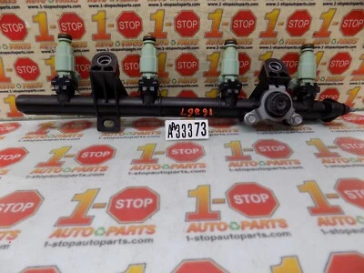 Riel de combustible Hyundai Elantra 2008-2012 con juego de inyectores 35310-23800 OEM Foto 1 de 4