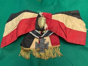 CRAVATTE DE DRAPEAU ALLEMAND ET SA GROSSE CROIX DE FER GUERRE DE 1870 / 1914 - Imagen 1 de 13