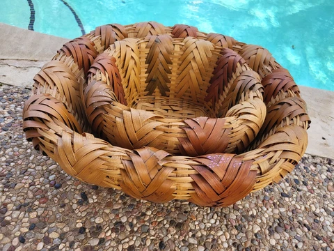Vintage Gorgeous SET OF 2 Thick LARGE Bamboo Woven Wicker Rattan Baskets Cover