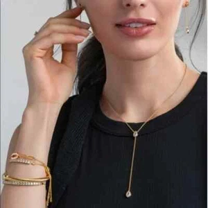 Collar Touchstone Crystal de Swarovski DROP ME A LINE chapado en oro circonita - Imagen 1 de 3