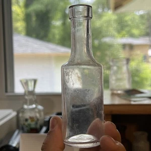 Antike mundgeblasene McIlhenny Original Tobasco Soßenflasche zylindrisch BIM - Bild 1 von 6