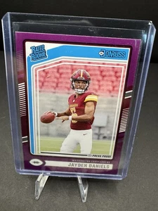 Panini Donruss 2024 - Clasificado Novato Jayden Daniels #389 Púrpura Prueba de Prensa (RC) - Imagen 1 de 2