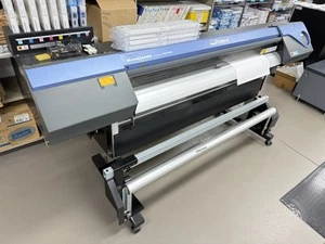 Roland VersaCAMM VS-540 Printer - Picture 1 of 9