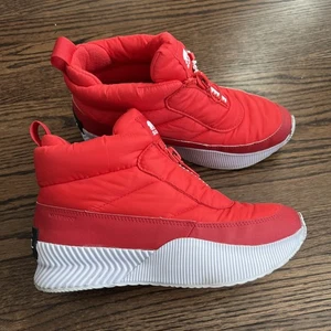 Sorel Damengröße 8,5 Out N About III bauschiger Reißverschluss wasserdicht kirschbombenrot Stiefel - Bild 1 von 8