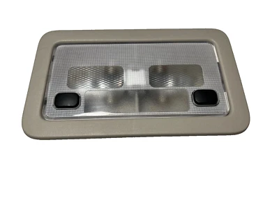 Chevrolet Avalanche Tahoe 2010 OEM montado en la parte trasera interior cúpula beige claro Foto 1 de 4