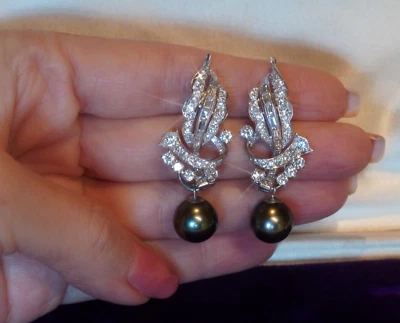 Pendientes de perlas de Tahití de diamantes de platino vintage GIA VVS antiguos enormes 5,80 CTS Foto 1 de 4