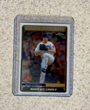 2005 Topps Chrome Update Season Highlights Baseball Card Greg Maddux # UH217 HOF