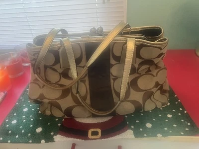 Bolso de Mano Coach Signature a Rayas F13533 Cartera de Lona Marrón y Dorado Foto 1 de 4