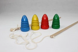 Holzspielzeug Kreisel mit Peitsche Länge Peitsche 45 NEU Holzspiel Geduldsspiel - Picture 1 of 1