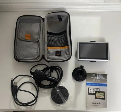 Garmin Nuvi 1300 LM GPS Free Lifetime Maps Traffic - Image 1 of 4