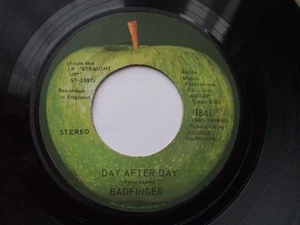 Badfinger – Day After Day 7" Vinyl Rock Pop Apple 1972 VG - Picture 1 of 3