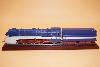 Märklin Spur H0 37084 Dampflokomotive BR 10 Ovp - Bild 1 von 4