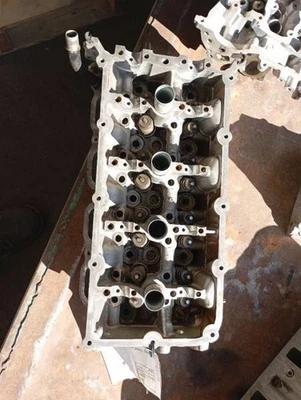 Passenger Right Cylinder Head 5.0L Fits 11-14 FORD F150 PICKUP 3619588 Foto 1 de 4